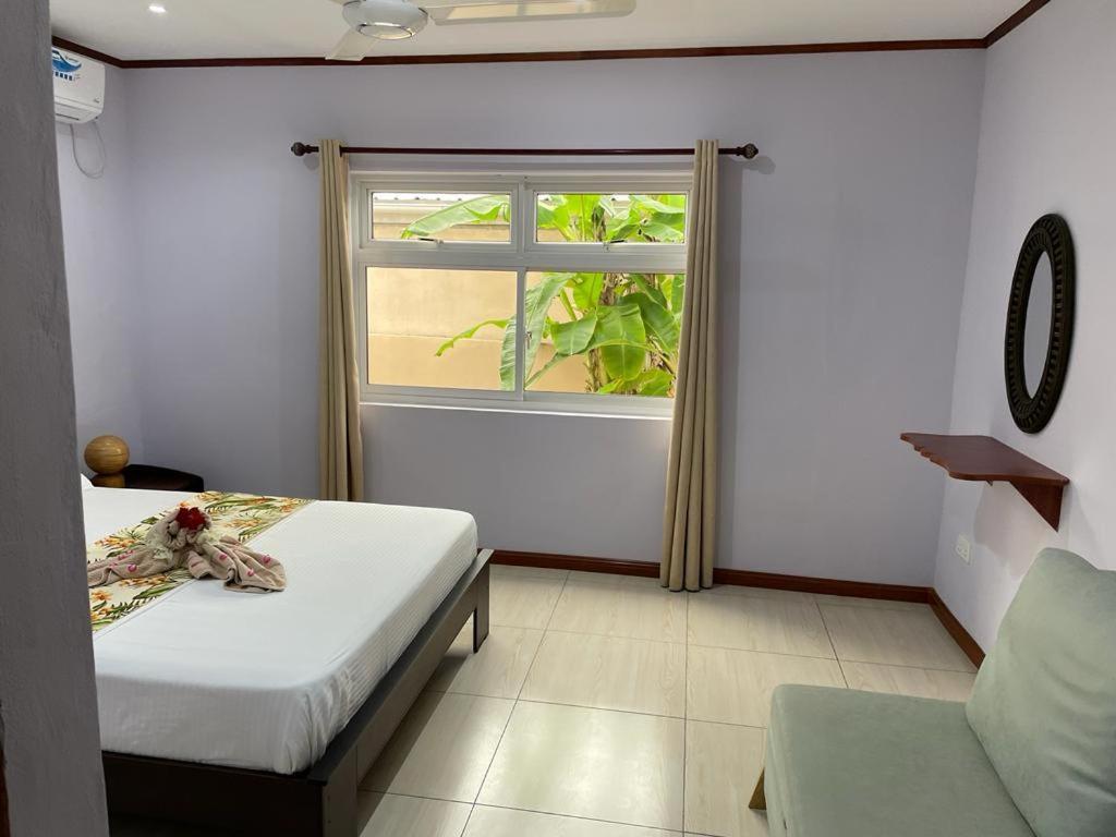 Mokara Holiday Apartment Anse Royale Extérieur photo
