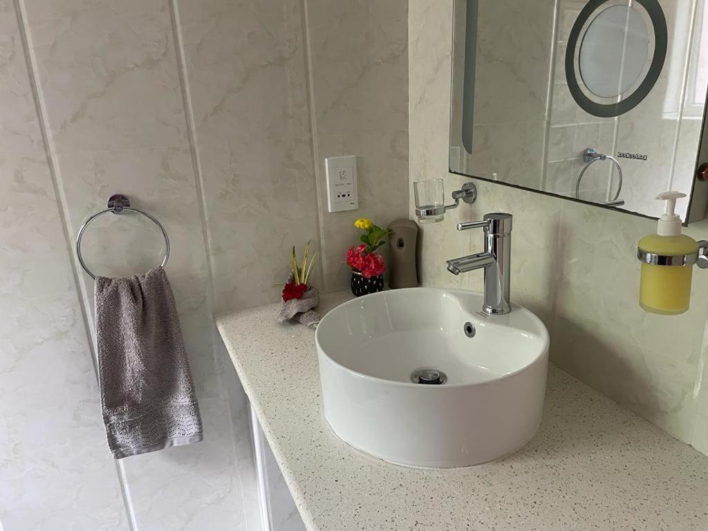 Mokara Holiday Apartment Anse Royale Extérieur photo