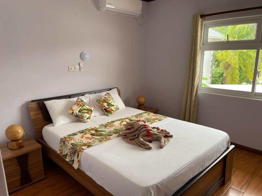 Mokara Holiday Apartment Anse Royale Extérieur photo