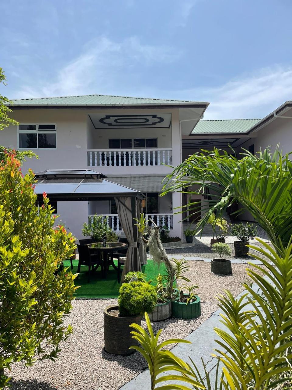 Mokara Holiday Apartment Anse Royale Extérieur photo